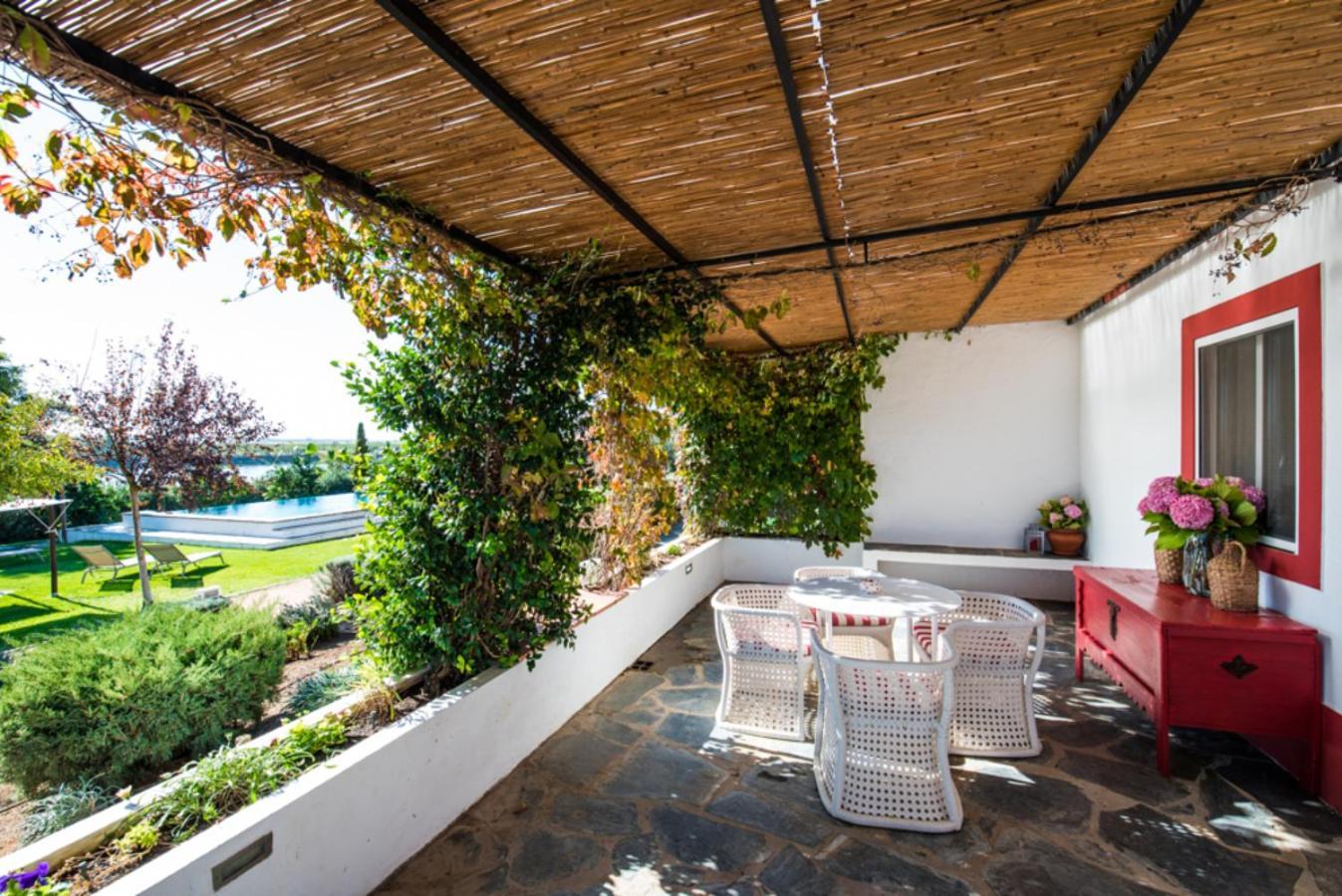 Casas De Juromenha Guest House Eksteriør bilde
