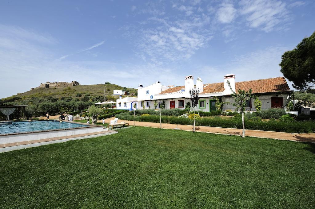 Casas De Juromenha Guest House Eksteriør bilde
